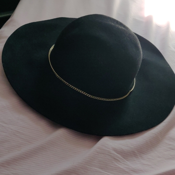 NWOT Dynamite Hat - Picture 2 of 2